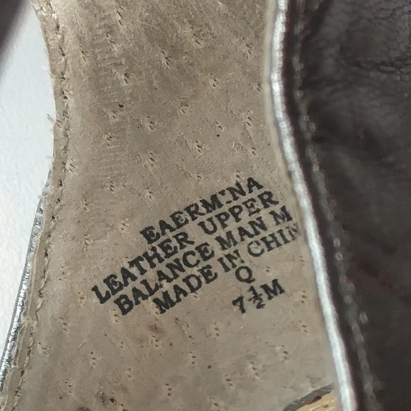 Enzo Angiolini Silver Strappy Leather Heels Elegant Design  Zipper Back 7 1/2M - Picture 11 of 15